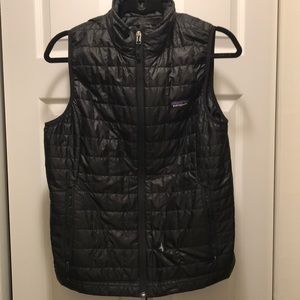 Black Patagonia Nano Puff Vest - Women’s Medium